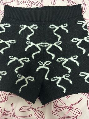 wild fable Black and White Knit Bow Shorts